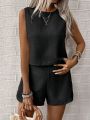 2025 Women's Solid Color Simple Fashion Casual Sleeveless Top and Shorts Set.