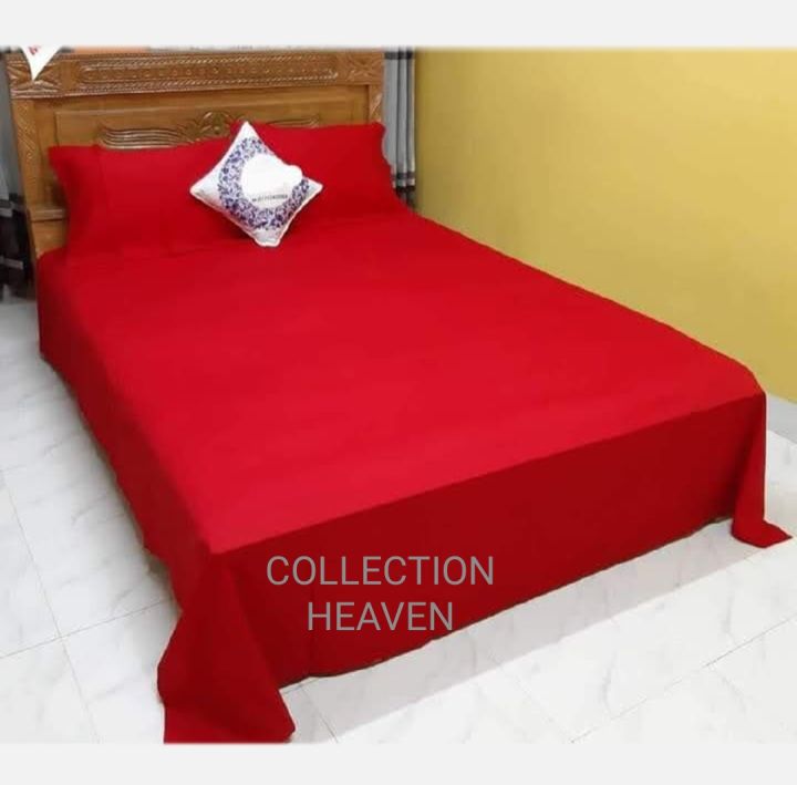 Premium Quality Solid Colour Bedsheet king size (8feet/7.5feet) with 2 pillows cover for Home decorations