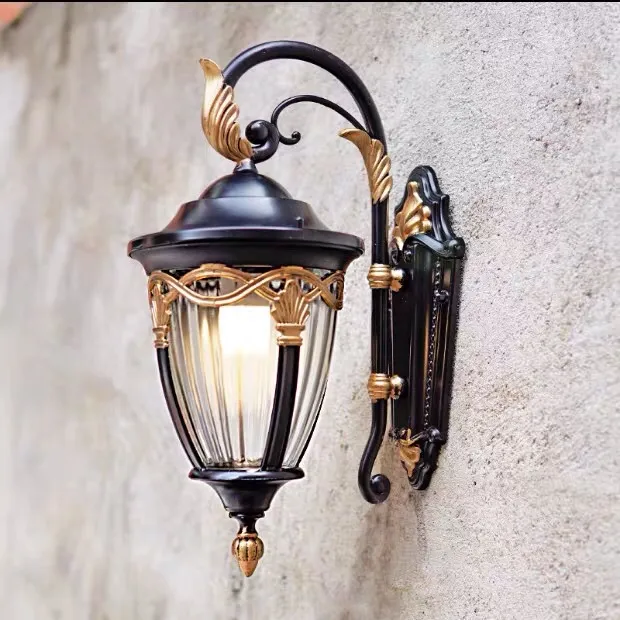 European-style%20outdoor%20waterproof%20exterior%20wall%20lamp%20-%20Image%204