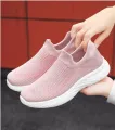 Summer New Pink Lightweight Canvas Women's Shoes Soft Bottom Non-slip Walking Shoes Middle-aged Cloth Shoes. 