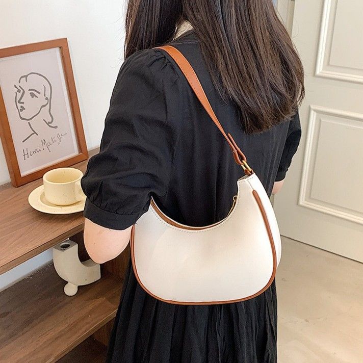 Look.hive Bobby shoulder bag women messenger bag fashion handbag travel bag Korean cute bag