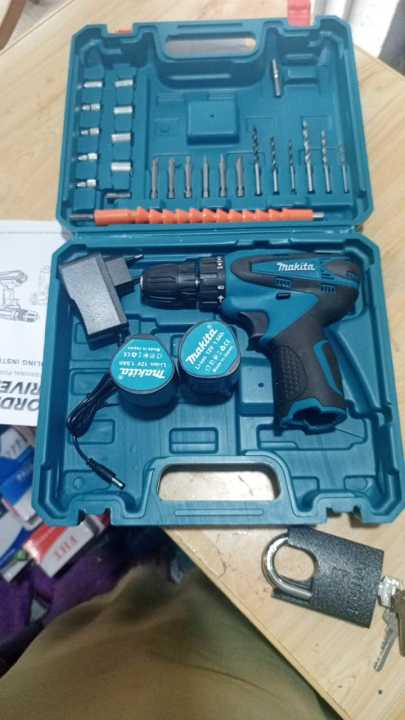 Makita%20Cordless%20Drill%20Machine%20Set%20-%20With%2012V%20Double%20Battery%20-%20Image%204