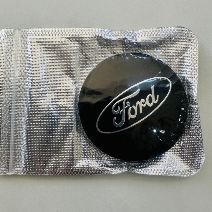 Ford%20Logo%20Alloy%20Wheel%20Cap%20Stickers%204Pcs%20-%20Image%203