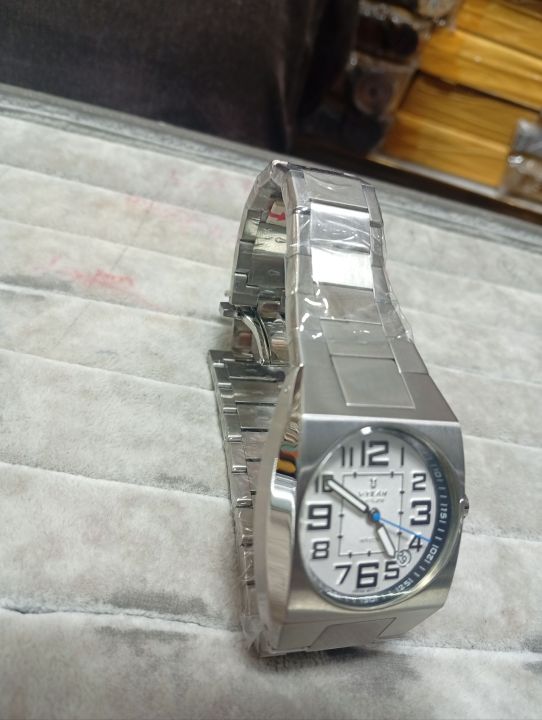 V-Yeah%20Hurricane%20model%20WR%20100%20Quartz%20Watch%20-%20Image%203