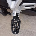 Motorcycle Modification Accessories: Aluminum Alloy Foot Pedal, Rear Foot Pedal, Anti Slip Foot Pedal. 