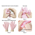 A pair of care moisturizing gloves to remove dry cracks, use hand cream essence to care for the skin anti-cracking spa home.