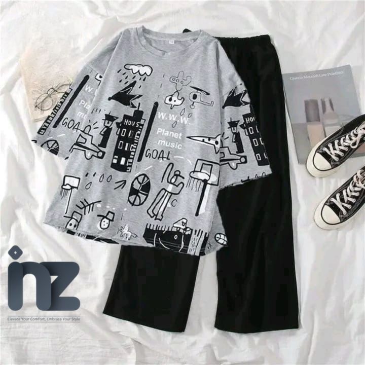 Cartoon Graphic Nightwear Set for Girls & Teens – Oversized Grey T-Shirt & Black Pajama Trouser – Cotton Jersey Lounge Wear – Gen-Z Style Sleepwear – Summer Chill 2-Piece Outfit – Sizes 7 to 14 Yrs & S to XL – Trendy Urban Streetwear Look