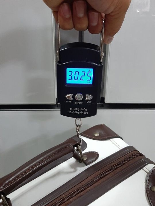 Max. 50 kg portable luggage scale. Travel luggage scale HS-A09L