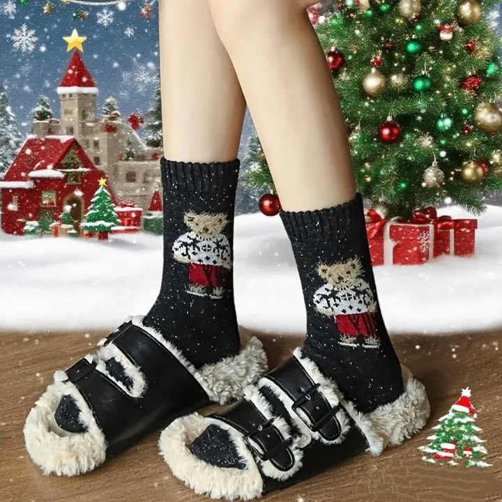 2/5%20Pairs%20of%20Socks%20with%20Random%20Colors,%20One%20Size%20Fits%20All,%20Thickened%20for%20Autumn%20and%20Winter,%20Exquisite%20Socks%20for%20Christmas%20,%20Cartoon%20Bear%20Pattern,%20Fashionable%20and%20Practical,%20Great%20Holiday%20%20Items%20-%20Image%202