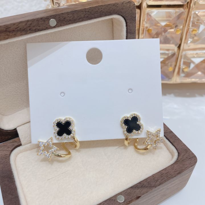 Elegant%20&%20Cute%20Black%20Four-Leaf%20Flower%20Stud%20Earrings%20for%20Women%20%E2%80%93%20Stylish%20&%20Lightweight,%20Perfect%20Accessory%20for%20Daily%20Wear,%20Special%20Occasions,%20and%20Party%20Looks%20%E2%80%93%20Fashionable%20Gift%20Idea%20for%20Ladies%20-%20Image%202