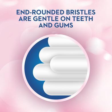 Oral-B%20Ultrathin%20Sensitive%20Toothbrush%20Buy%202%20Get%202%20Free%20(Extra%20Soft)%20-%20Image%202