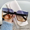 The New Half -frame Metal Sunglasses Fashion Conjoined Bodyless Cut Edge Slim Sunglasses Women's Ultraviolet Car Sunglasses 8819.