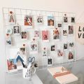White Metal Mesh Grid Panel Photo Wall Decor 65cm x 45cm with 4 Mounting Clips for Photos and Pictures Storage. 