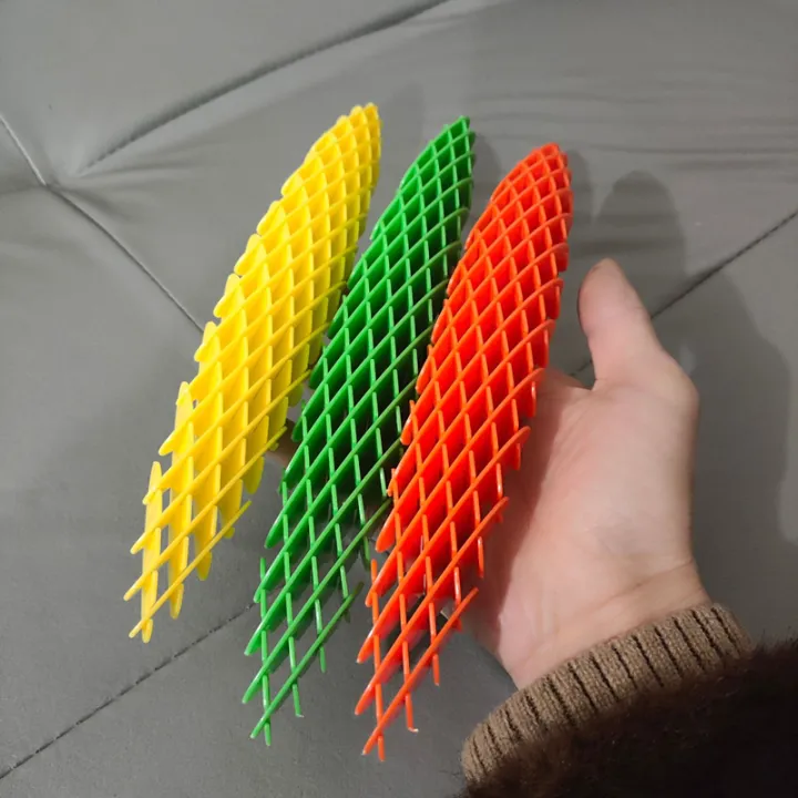Creative%203D%20Decompression%20Vent%20Radish%20Elastic%20Mesh%20Worm%20Healing%20Decompression%20Children's%20Elastic%20Telescopic%20Novelty%20Toy%20-%20Image%207