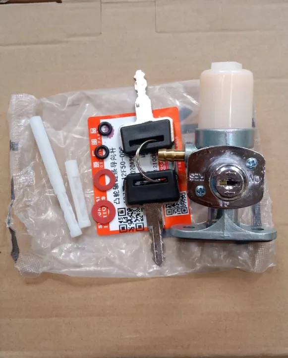 Fuel%20cork%20with%20key%20available%20for%20gs%20150%20cc%0AChinese%20imported%20-%20Image%203