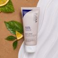 🧴 Flicka Silk Touch Milk Cream Face Moisturizer & Primer – Radiance-Boosting Makeup Base | Hydrating, Lightweight & Non-Greasy Formula | Smoothes Skin Texture, Minimises Pores & Enhances Glow | Suitable for All Skin Types | Loved by Makeup Artists. 