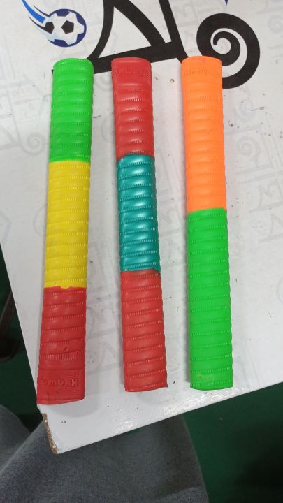 Cricket%20Bat%20Grip,%20multicolor%20-3pcs%20-%20Image%203