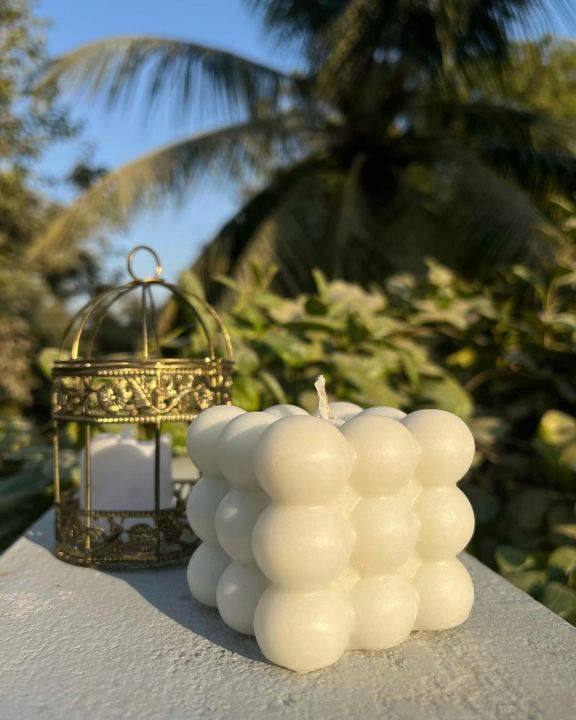 Natural%20Soy%20Wax%201kg%20Bar%20for%20Candle%20Making,%20100%25%20Pure%20Soya%20Wax%20for%20Scented%20Candles%20and%20DIY%20Crafts%20-%20Image%204