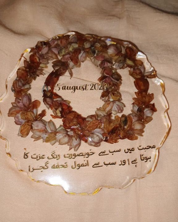 Customized Coaster with Gajray preservation with stand