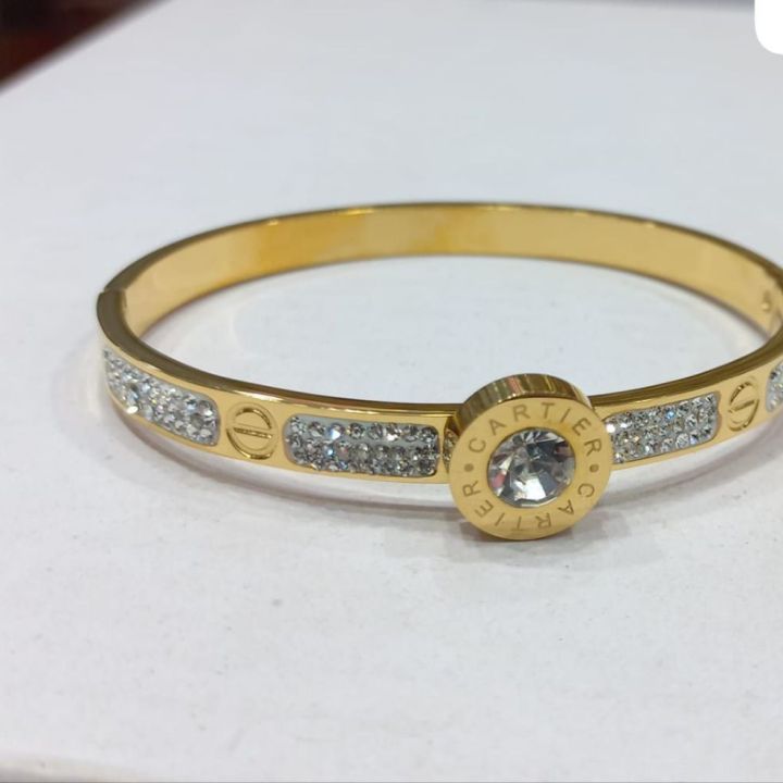 Hand%20bracelet%20for%20unisex%20-%20Image%208