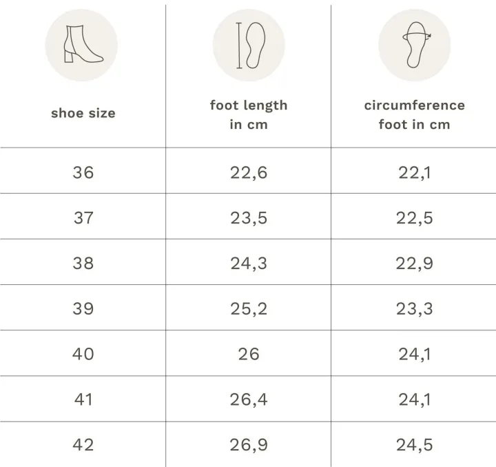 Fashionable%20and%20Stylish%20High-Quality%20Ladies%20Flat%20Slippers%20-%20Image%205