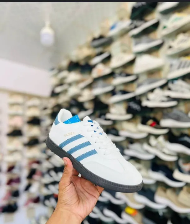 Adidas%20Samba%20OG%20Shoes:%20Classic%20White%20with%20Blue%20Stripes%20-%20Image%204