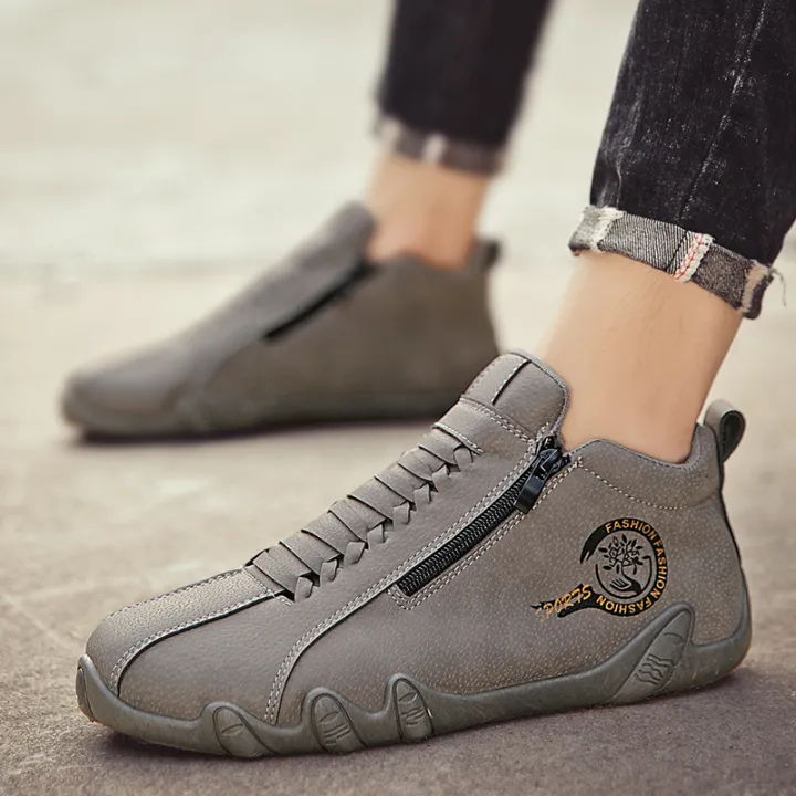 New%20Men's%20Ankle%20Boots%20Fashion%20Soft%20Sole%20High%20Top%20Sneakers%20Men%20Shoes%20Outdoor%20Versatile%20Loafers%20Comfortable%20Casual%20Walking%20Shoes%20-%20Image%205