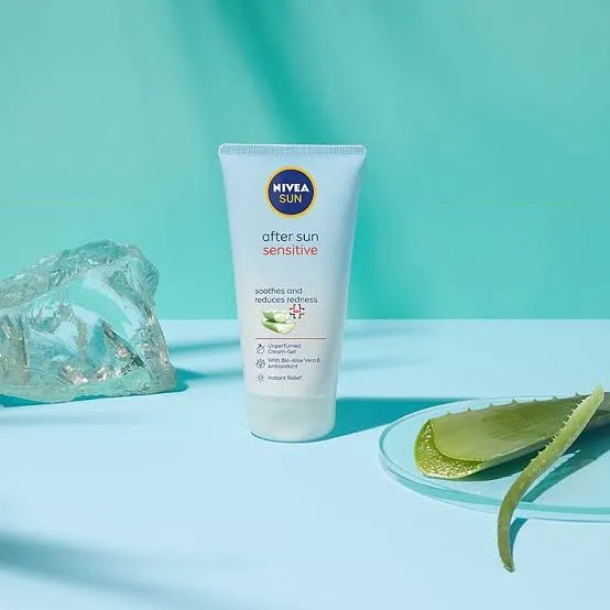 Nivea%20Sun%20After%20Sun%20Sensitive%20Soothes%20and%20Reduces%20Redness%20200ml%20-%20Image%205