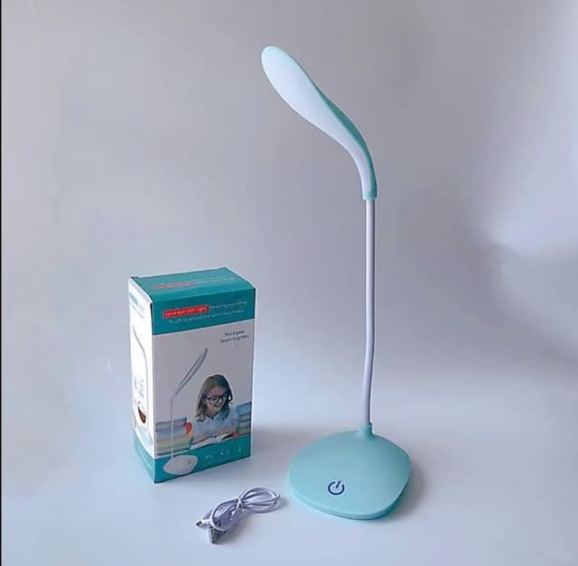Third%20Gear%20Touch%20Brighten%20Reading%20Lamp%20-%20Image%203