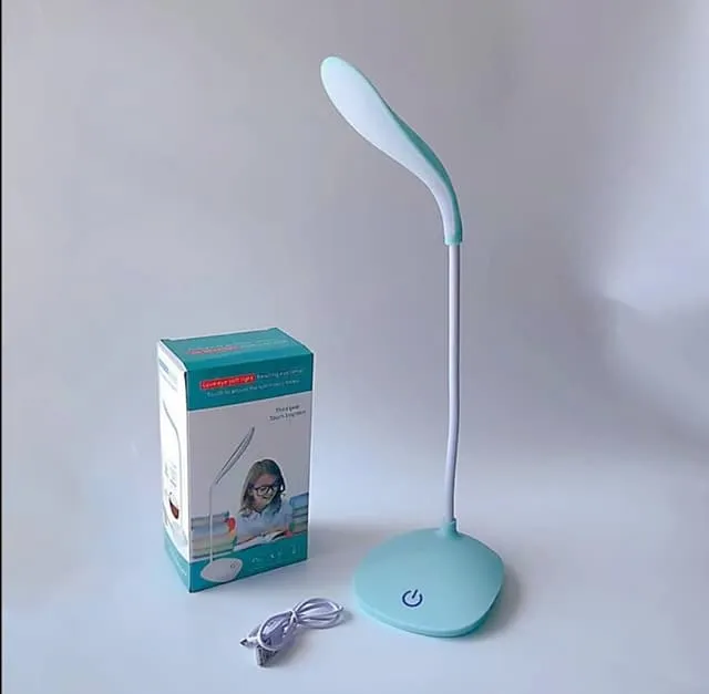 Third%20Gear%20Touch%20Brighten%20Reading%20Lamp%20-%20Image%203