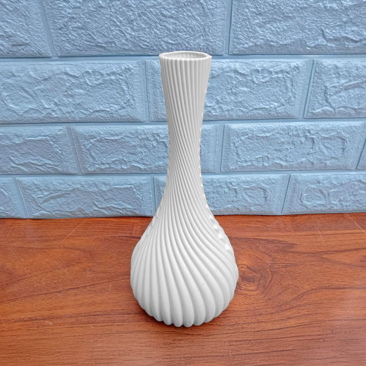 Beautiful Decorative Vase for Home Office and Hotel Decor, Modern Textured Design, Plastic, Ideal for Artificial Flowers