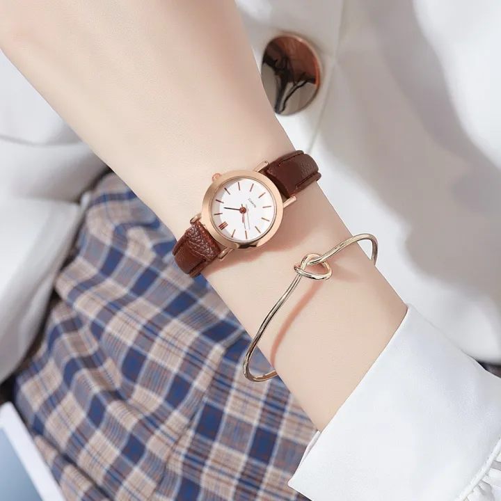 Fashion%20Small%20Dial%20Women%20Watches%20Casual%20Leather%20Band%20Quartz%20Watch%20-%20Image%202
