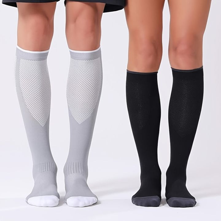 1/4%20Pair%20Compression%20Socks%20Men%20Women%2020-30mmhg%20-%20Circulation%20Support%20Socks%20Suitable%20Care%20Travel%20-%20Soft%20Breathable%20Sports%20Socks%20-%20Image%203