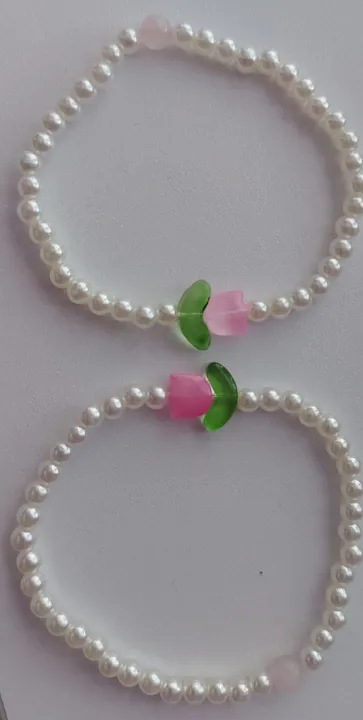 new%20elegant%20bracelet%20with%20Pink%20tulip%20flower%20Charm,%20trendy%20latest%20Crystal%20pearl%20beaded%20Bracelet%20Handmade,%20Elegant%20Pink%20Crystal%20latest%20cute%20charm%20Jewelry,%20Handcrafted%20stylish%20Crystal%20Bracelet,%20Pink%20beautiful%20Bracelet,%20affordable%20pink%20lover%20Fashion%20Bracelet%20-%20Image%203