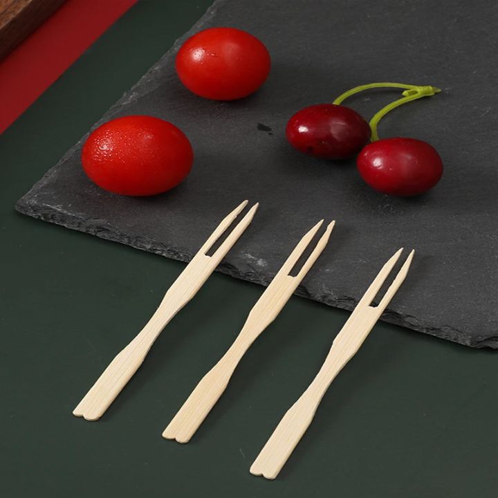 50/100PCS%20Bamboo%20Disposable%20Wooden%20Fruit%20Fork%20Dessert%20Cocktail%20Set%20Party%20Home%20Household%20Decor%20Tableware%20Supplies%20-%20Image%204