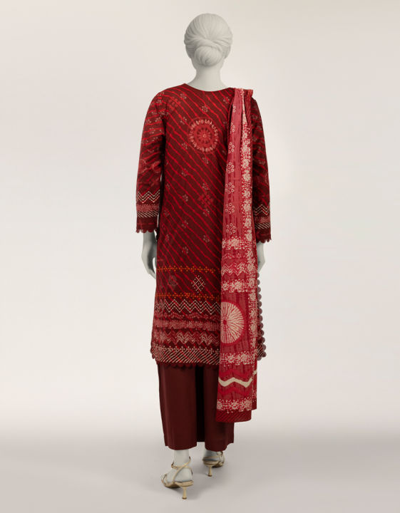 MAROON%20LAWN%20PRINTED%20STITCHED%203PC%20-%20Image%203