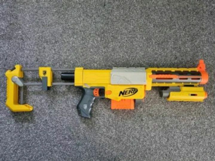 Nerf Recon CS-6 Pump Action Nerf Gun with Full Magazine and Accessories   (like new condition without box)