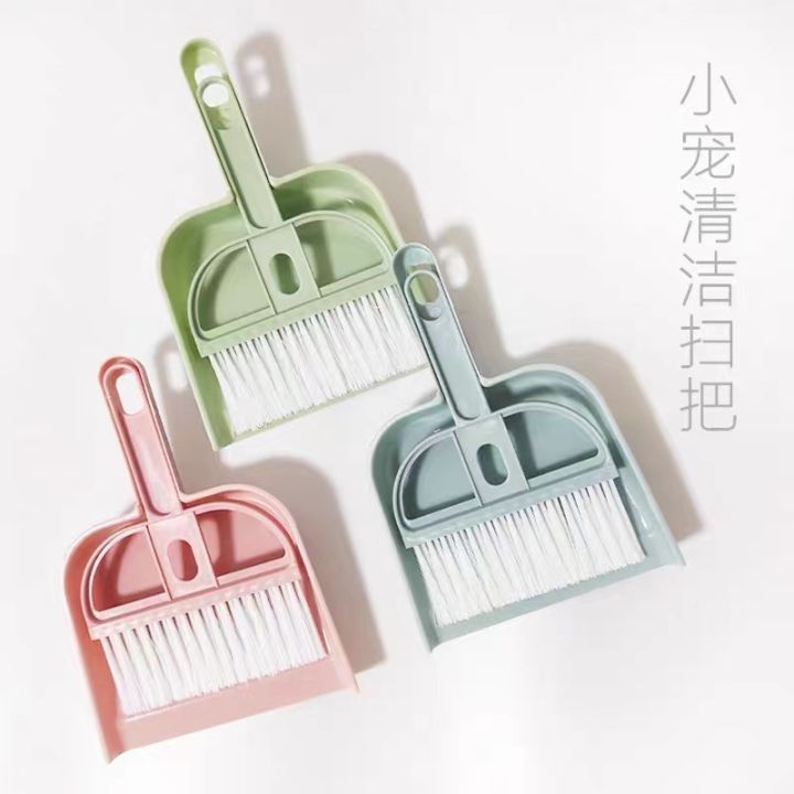 Mini%20Keyboard%20Cleaning%20Brush%20&%20Dustpan%20Set%20%7C%20Multicolor%20-%20Image%208