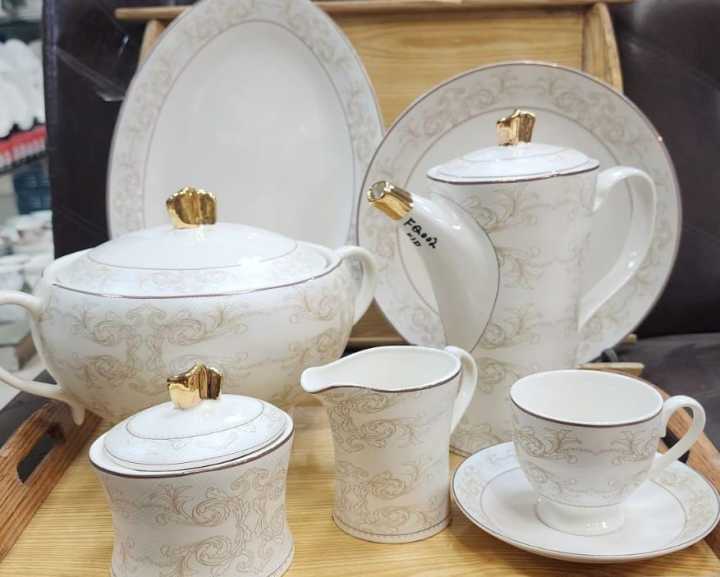 Dinner%20Set%20New%20Bone%20China%2061pcs/8person%20serving%20set%20-%20Image%204