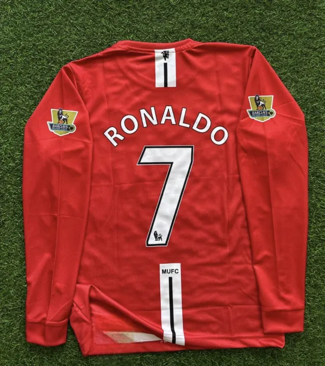 Premium%20Quality%20Cristiano%20Ronaldo%20Man%20United%20Red%20AIG%20Retro%20Away%20Jersey%20Full%20Sleeve%20-%20Image%202