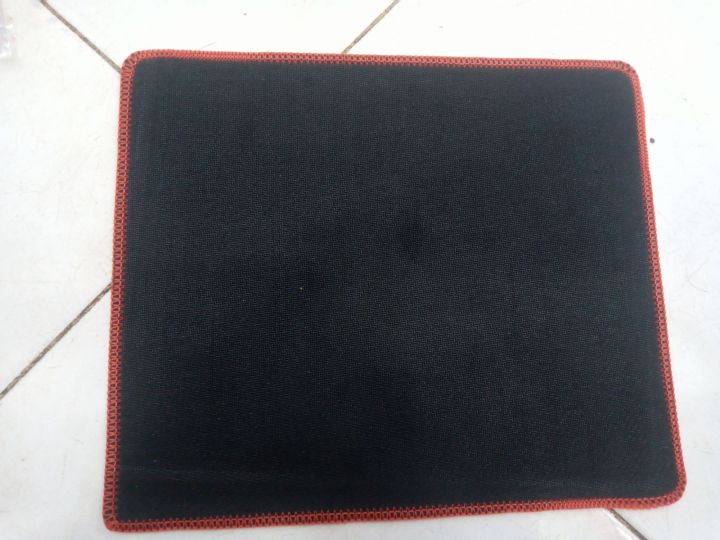 mouse%20pad%20gaming%20and%20normal%20use%20-%20Image%206