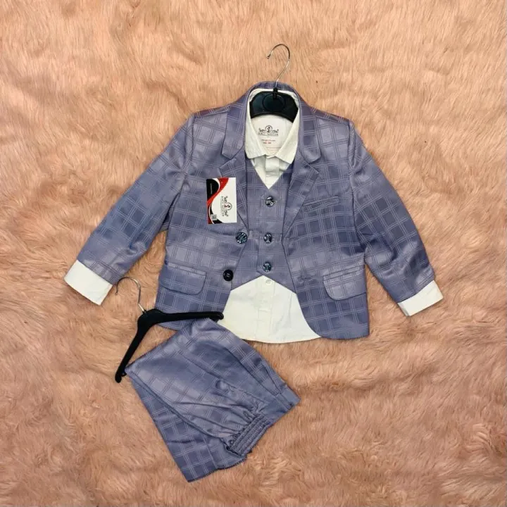 Kids%20complete%20suit%20/%20blazer%20set%20for%20any%20occasion%20(%20blazer/coat%20+%20shirt%20+%20pant%20+%20vest/koti%20%20+%20bowtie%20)%20-%20Image%204