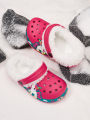 Autumn and winter fashion, casual and comfortable, men's and women's home with plush warm hole shoes.