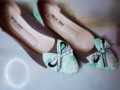 girls flat shoe. 