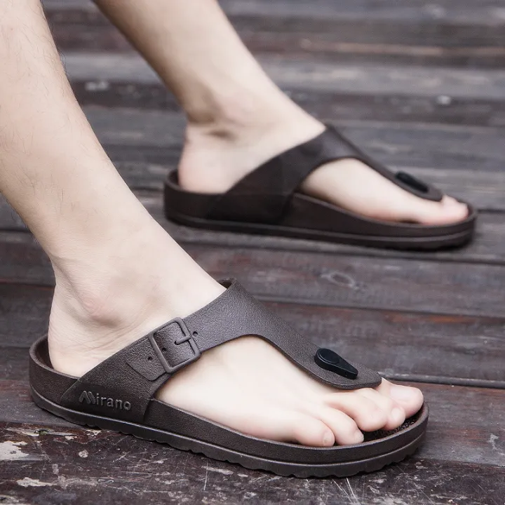 2026%20New%20Summer%20Flip-flops%20for%20Men,%20Anti-slip,%20Trendy%20and%20Casual%20Solid-color%20Beach%20Shoes%20-%20Image%205
