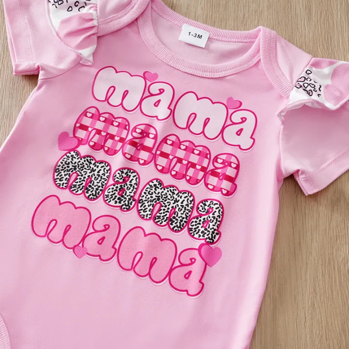 Mother's%20Day%20Themed%20Baby%20Short-Sleeved%203-Piece%20Set%20for%20Girls%20(0-18%20Months),%20Pink%20Hearts%20and%20Bow%20Design%20-%20Image%203