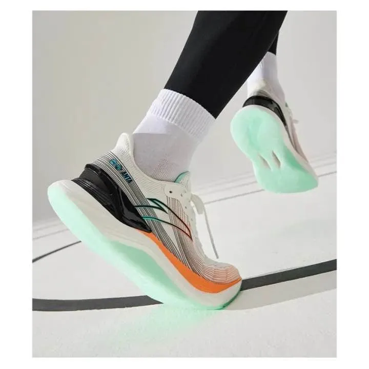 ANTA%20Men%20Tron%202%20Running%20Shoes%201124C5538-3%20-%20Image%204
