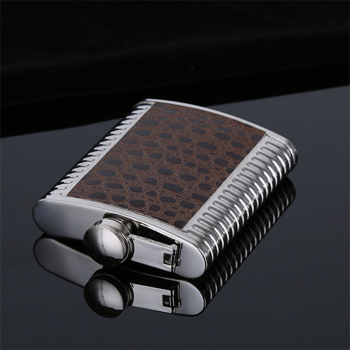 Leather%20Hip%20Flask%20Funnel%20Wine%20Pocket%20Flask%208Oz%20Pocket%20Whisky%20Alcohol%20Vodka%20Liquor%20Bottle%20Personalized%20Flaskes%20%20Man%20Flagon%20-%20Image%204