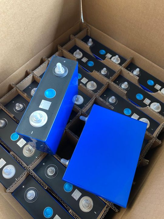 EVE%20LiFePO4%203.2V%20100Ah%20Grade%20A%20Battery%20Cell%20%205000+%20Cycles%20%7C%200.28m%CE%A9%20Low%20IR%20%7C%20Solar%20&%20EV%20Battery%20Pack%20Cell%20-%20Image%209