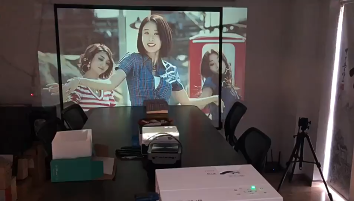 Smart Projector with WiFi 6 and Bluetooth Portable Bedroom Mini Projector Native 1080P,  Home Theater Cinema Movie Proyector-White